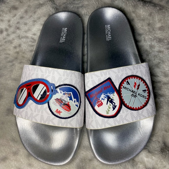 Michael Kors Penny Ski Slides - Picture 1 of 4